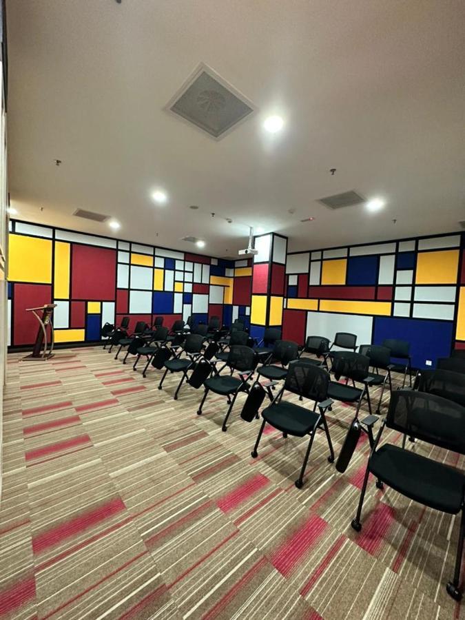 Zecon Hotel Куала-Лумпур Экстерьер фото